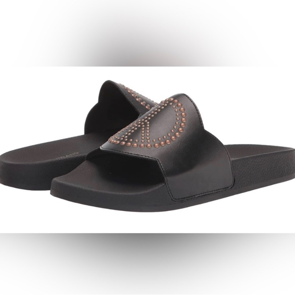Lucky Brand Peace Phillon Pool Slide